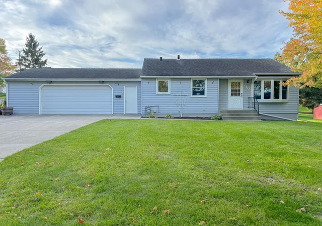 Photo 2 of Single family home for sale at 740 E Gustavus Ave, Fergus Falls, MN 56537 | MLS# 7156361 | Listing updated on 2026-10-08