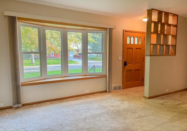 Photo 3 of Single family home for sale at 740 E Gustavus Ave, Fergus Falls, MN 56537 | MLS# 7156361 | Listing updated on 2026-10-08