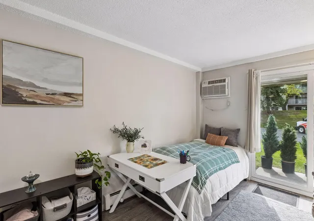 Photo 4 of Condo for sale at 130 Demont Ave E #144, Saint Paul, MN 55117 | MLS# 7156365 | Listing updated on 2026-10-11