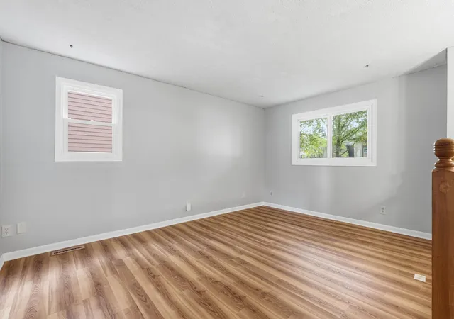 Photo 2 of Single family home for sale at 1741 Ames Pl, Saint Paul, MN 55106 | MLS# 7156380 | Listing updated on 2026-10-09