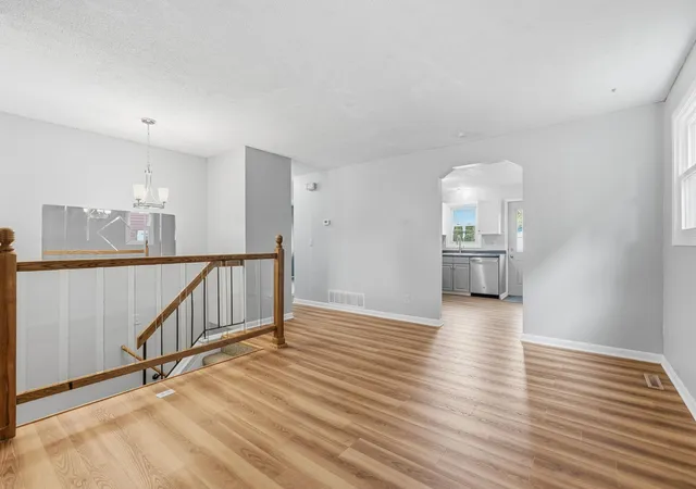 Photo 4 of Single family home for sale at 1741 Ames Pl, Saint Paul, MN 55106 | MLS# 7156380 | Listing updated on 2026-10-09