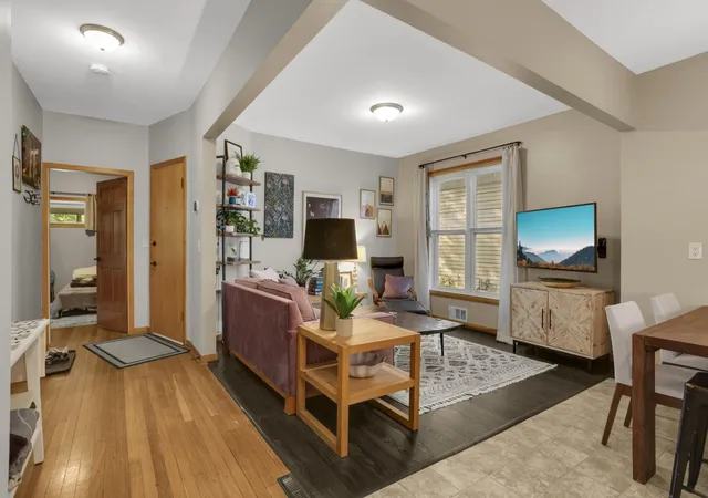 Photo 3 of House for sale at 1513 Washington St NE, Minneapolis, MN 55413 | MLS# 7156382 | Listing updated on 2026-10-14