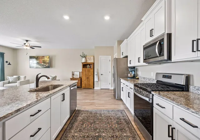 Photo 4 of Single family home for sale at 10040 Twin Lakes Pkwy, Elk River, MN 55330 | MLS# 7156426 | Listing updated on 2026-10-20