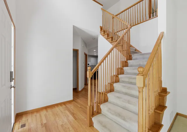 Photo 3 of Single family home for sale at 9142 Woodland Dr, Saint Bonifacius, MN 55375 | MLS# 7156430 | Listing updated on 2026-10-09