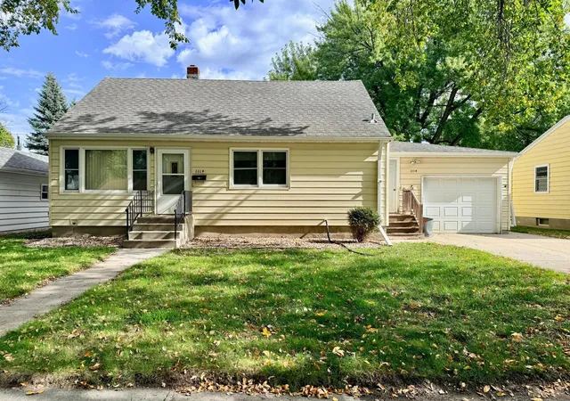 Photo 1 of Single family home for sale at 1114 10 1/2 St N, Moorhead, MN 56560 | MLS# 7156431 | Listing updated on 2026-10-08