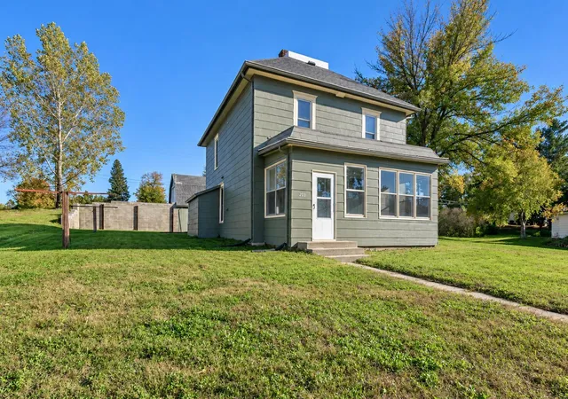 Single family home for sale at 203 N 3rd Street, Le Sueur, MN 56058 | MLS# 7156440