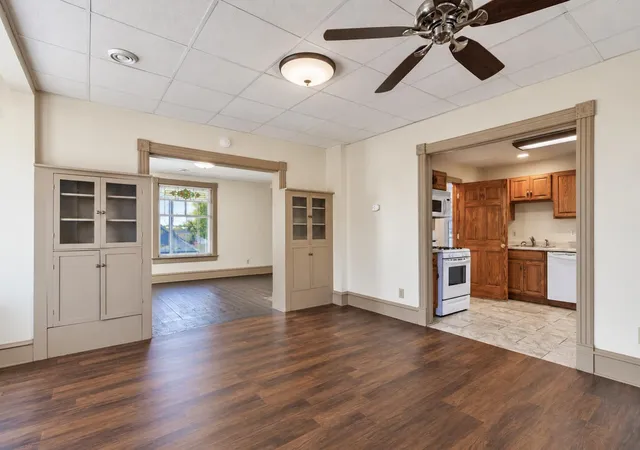 Photo 3 of Single family home for sale at 203 N 3rd Street, Le Sueur, MN 56058 | MLS# 7156440 | Listing updated on 2026-10-20