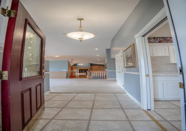 Photo 3 of Townhouse for sale at 211 Valley View Dr SE, Willmar, MN 56201 | MLS# 7156444 | Listing updated on 2026-10-08