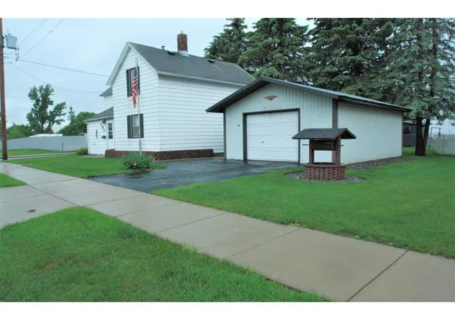 Photo 2 of Single family home for sale at 101 Cedar Ave N, Watkins, MN 55389 | MLS# 7156449 | Listing updated on 2026-10-10