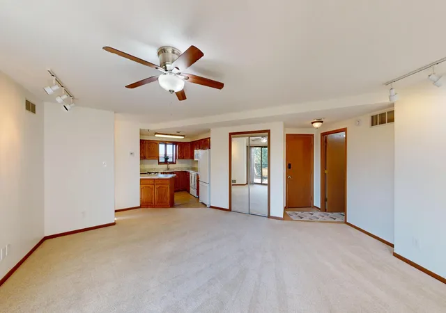 Photo 3 of Condo for sale at 808 Lake Chapeau Dr #201, Albert Lea, MN 56007 | MLS# 7156458 | Listing updated on 2026-10-10