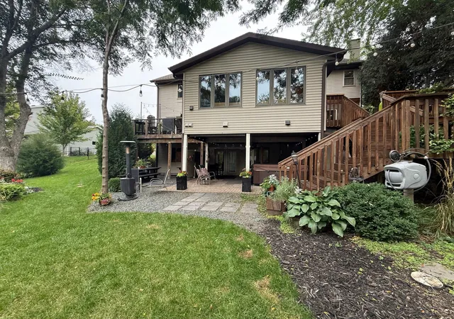 Photo 2 of Single family home for sale at 933 1st Avenue Nw, Byron, MN 55920 | MLS# 7156477 | Listing updated on 2026-10-19
