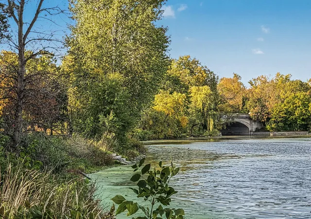Photo 4 of Condo for sale at 2747 Dupont Ave S #101, Minneapolis, MN 55408 | MLS# 7156488 | Listing updated on 2026-10-10