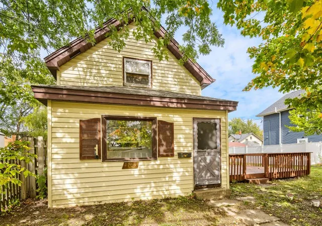 Photo 1 of Sale Pending at 1108 E 36th Street, Minneapolis, MN 55407 | MLS# 7156496 | Listing updated on 2026-10-15