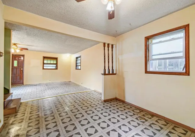 Photo 3 of Sale Pending at 1108 E 36th Street, Minneapolis, MN 55407 | MLS# 7156496 | Listing updated on 2026-10-15
