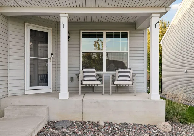 Photo 2 of Single family home for sale at 666 Copper Ct, Waconia, MN 55387 | MLS# 7156506 | Listing updated on 2026-10-23