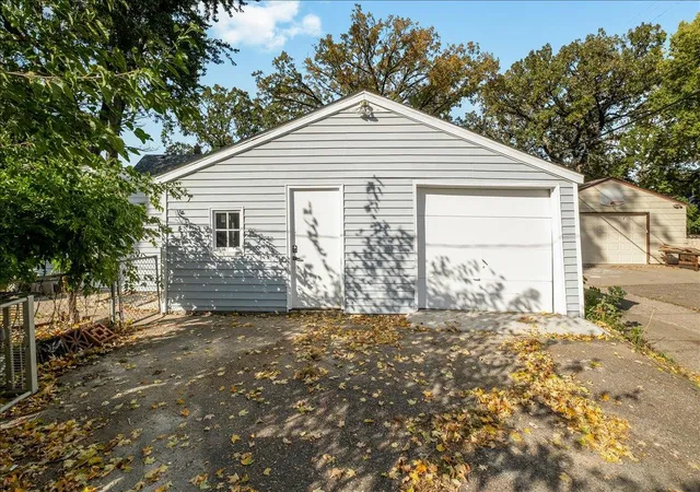 Photo 37 of Single family home for sale at 2909 41st Avenue S, Minneapolis, MN 55406 | MLS# 7156523 | Listing updated on 2026-10-09