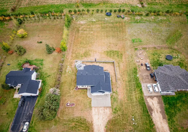 Photo 3 of Single family home for sale at 17115 Lakeview Ln, Audubon, MN 56511 | MLS# 7156529 | Listing updated on 2026-10-14
