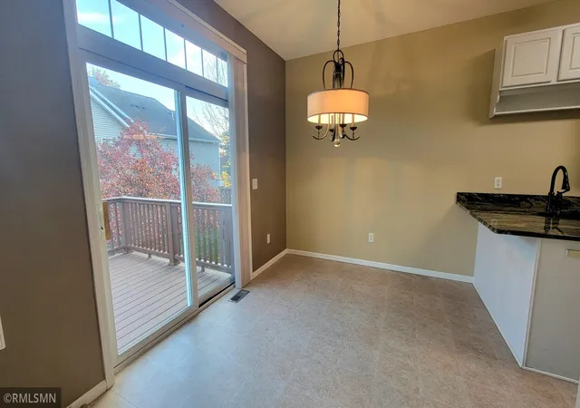 Photo 4 of Single family home for sale at 1355 White Oak Dr, Chaska, MN 55318 | MLS# 7156545 | Listing updated on 2026-10-10