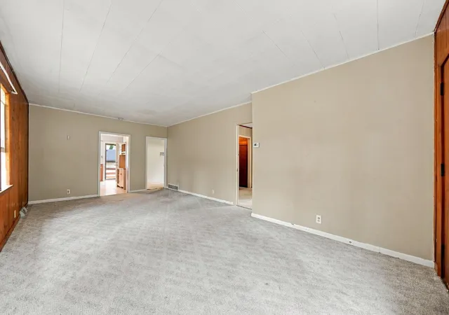 Photo 4 of Single family home for sale at 1865 Redwing Ave S, Lakeland, MN 55043 | MLS# 7156575 | Listing updated on 2026-10-09