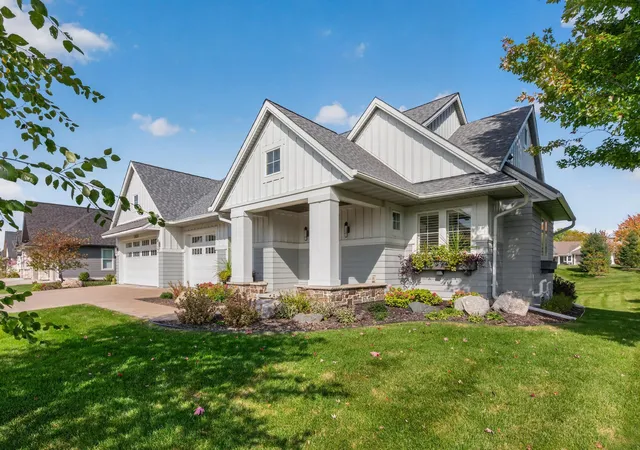 Photo 2 of Single family home for sale at 1825 Annika Dr N, Lake Elmo, MN 55042 | MLS# 7156592 | Listing updated on 2026-10-21