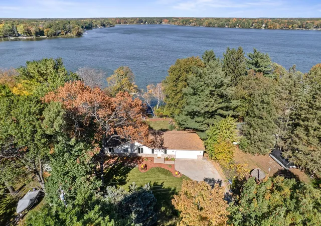 Photo 4 of Single family home for sale at 22688 E Martin Lake Dr NE, Stacy, MN 55079 | MLS# 7156601 | Listing updated on 2026-10-09