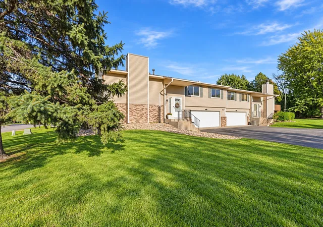 Photo 1 of Single family home for sale at 4492 Clover Ln, Saint Paul, MN 55122 | MLS# 7156611 | Listing updated on 2026-10-26