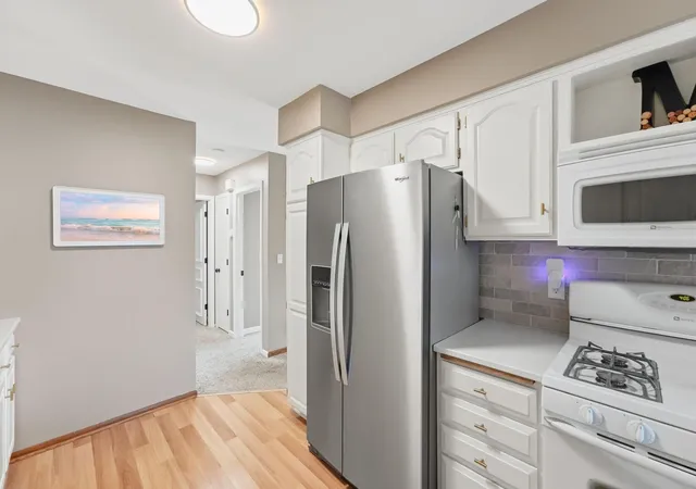 Photo 3 of Single family home for sale at 4492 Clover Ln, Saint Paul, MN 55122 | MLS# 7156611 | Listing updated on 2026-10-22