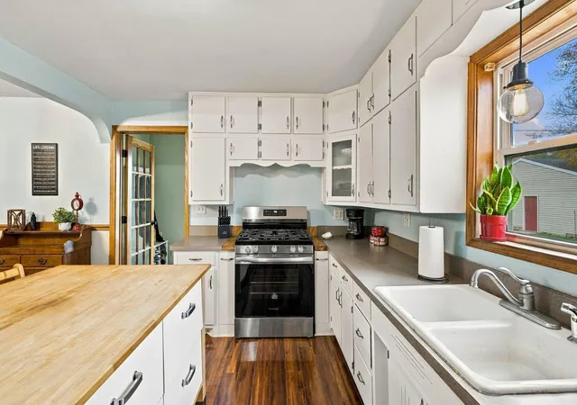 Photo 3 of Single family home for sale at 651 2nd Street S, Winsted, MN 55395 | MLS# 7156645 | Listing updated on 2026-10-20