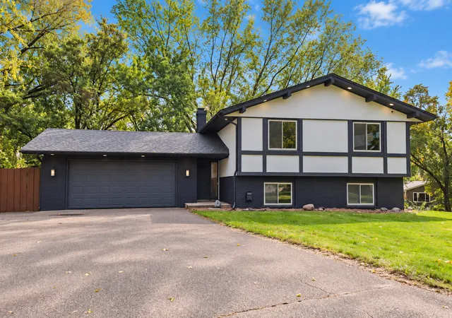 Photo 2 of Single family home for sale at 14625 40th Place N, Minneapolis, MN 55446 | MLS# 7156658 | Listing updated on 2026-10-08