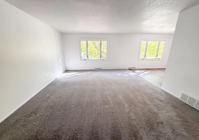 Photo 2 of Single family home for sale at 16276 Franklin Cir SE, Prior Lake, MN 55372 | MLS# 7156727 | Listing updated on 2026-10-08