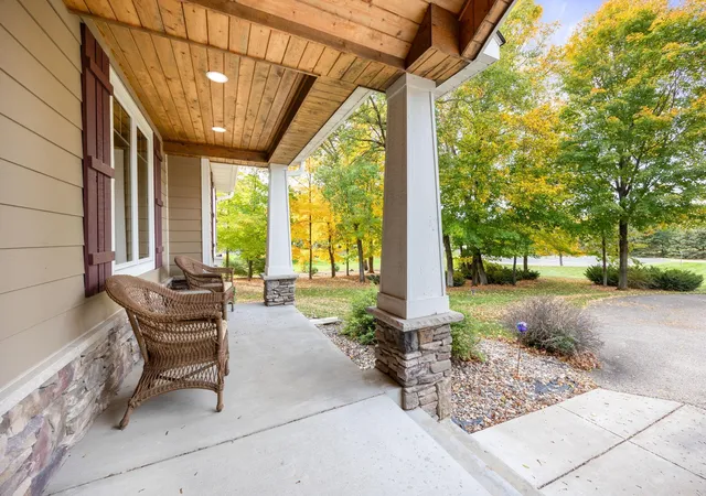 Photo 4 of Single family home for sale at 9284 Ehler Ave SE, Delano, MN 55328 | MLS# 7156754 | Listing updated on 2026-10-22