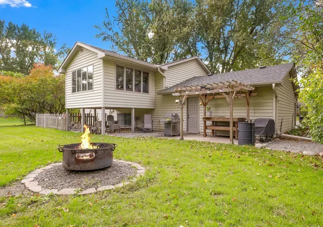 Photo 3 of Single family home for sale at 17611 Orchid St NW, Andover, MN 55304 | MLS# 7156756 | Listing updated on 2026-10-08