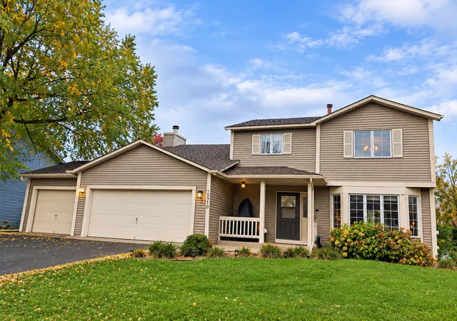 Photo 3 of Single family home for sale at 15370 96th Place N, Maple Grove, MN 55369 | MLS# 7156767 | Listing updated on 2026-10-19