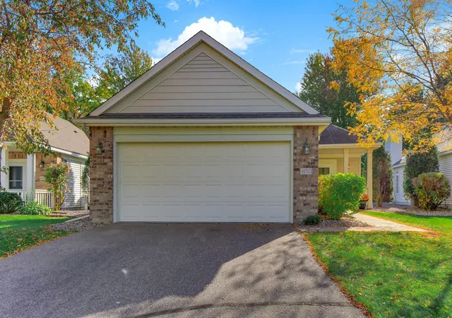 Photo 1 of Single family home for sale at 4150 Lawndale Ln N, Minneapolis, MN 55446 | MLS# 7156769 | Listing updated on 2026-10-09