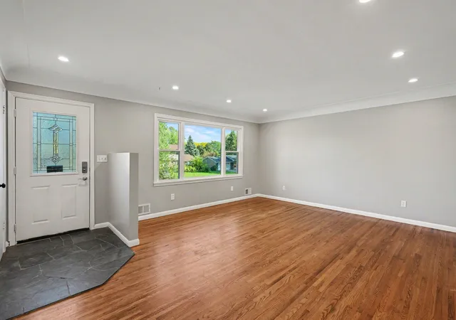 Photo 2 of Single family home for sale at 950 22nd Avenue NW, Saint Paul, MN 55112 | MLS# 7156796 | Listing updated on 2026-10-09