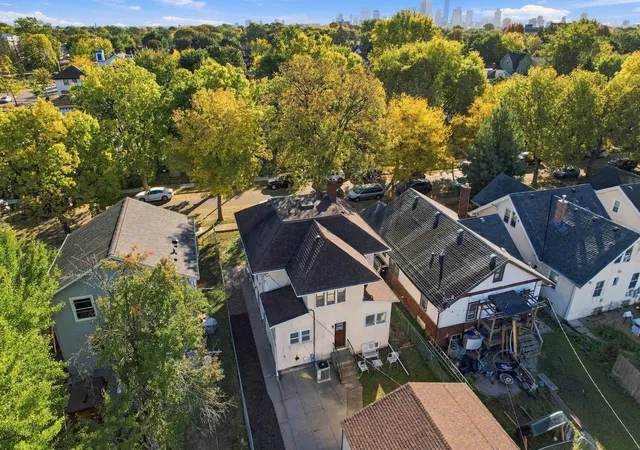Photo 2 of Single family home for sale at 1519 Sheridan Ave N, Minneapolis, MN 55411 | MLS# 7156863 | Listing updated on 2026-10-08