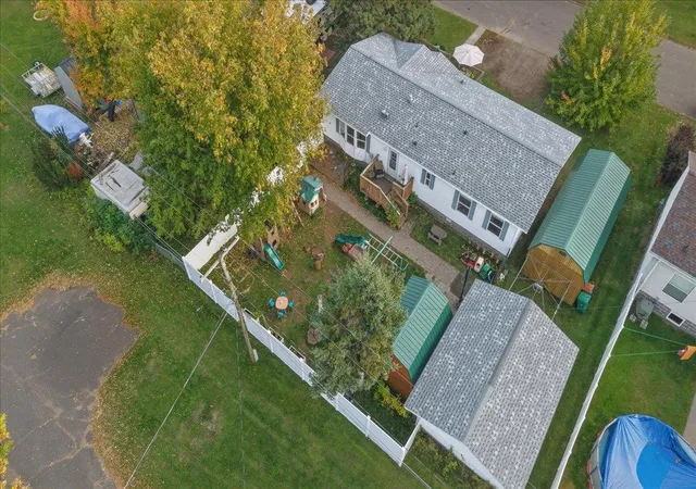 Photo 4 of Single family home for sale at 1309 Sahlman Ave, Cloquet, MN 55720 | MLS# 7156872 | Listing updated on 2026-10-08