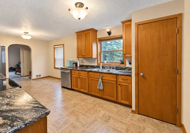 Photo 2 of Single family home for sale at 414 N Grove St, Belle Plaine, MN 56011 | MLS# 7156878 | Listing updated on 2026-10-28