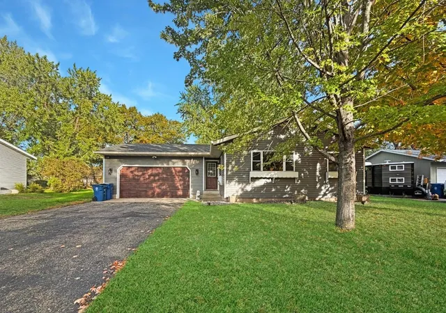 Photo 2 of Single family home for sale at 128 6th Avenue SE, Saint Joseph, MN 56374 | MLS# 7156895 | Listing updated on 2026-10-08