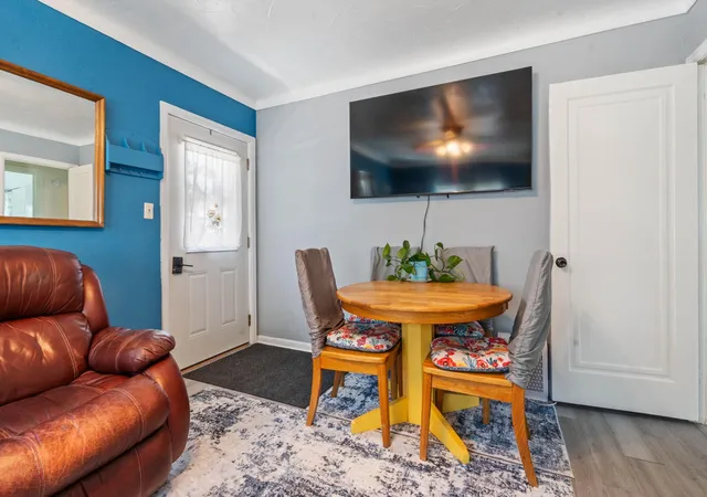 Photo 4 of Single family home for sale at 28 N 66th Avenue W, Duluth, MN 55807 | MLS# 7156896 | Listing updated on 2026-10-09