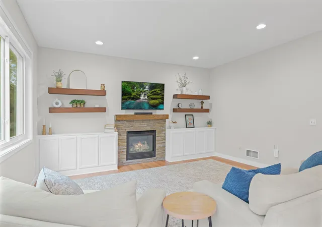 Photo 4 of Single family home for sale at 17819 68th Avenue N, Maple Grove, MN 55311 | MLS# 7156899 | Listing updated on 2026-10-23