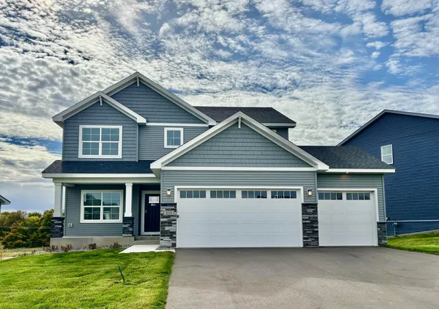 Photo 1 of Single family home for sale at 819 Walnut Grv Ln, Hanover, MN 55341 | MLS# 7156918 | Listing updated on 2026-10-08