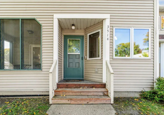 Photo 2 of Single family home for sale at 3514 4th Avenue S, Minneapolis, MN 55408 | MLS# 7156932 | Listing updated on 2026-10-23