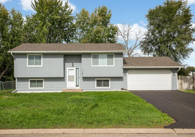 Photo 3 of Single family home for sale at 7181 Colorado Ave N, Minneapolis, MN 55429 | MLS# 7156941 | Listing updated on 2026-10-11