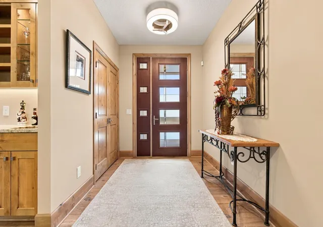 Photo 4 of Single family home for sale at 25 Phoebe Ln, Saint Paul, MN 55127 | MLS# 7156943 | Listing updated on 2026-10-08