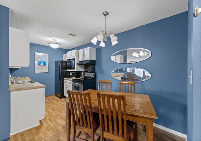 Photo 4 of Condo for sale at 4 Pine Tree Dr #314, Saint Paul, MN 55112 | MLS# 7156951 | Listing updated on 2026-10-08