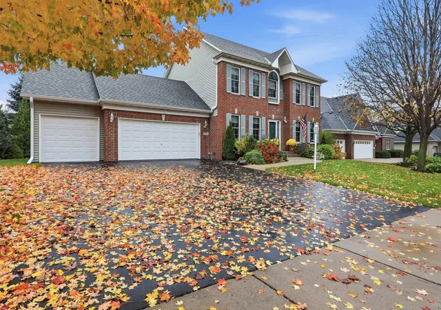 Photo 1 of Single family home for sale at 414 Ramsey Ave, Carver, MN 55315 | MLS# 7156961 | Listing updated on 2026-10-29