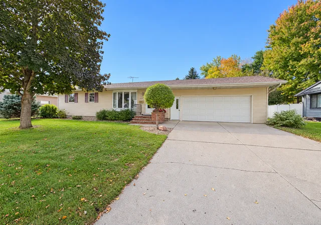 Single family home for sale at 1113 N Cedar St, Luverne, MN 56156 | MLS# 7156969