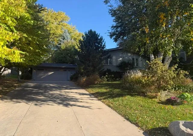 Single family home for sale at 5616 Countryside Rd, Minneapolis, MN 55436 | MLS# 7156974