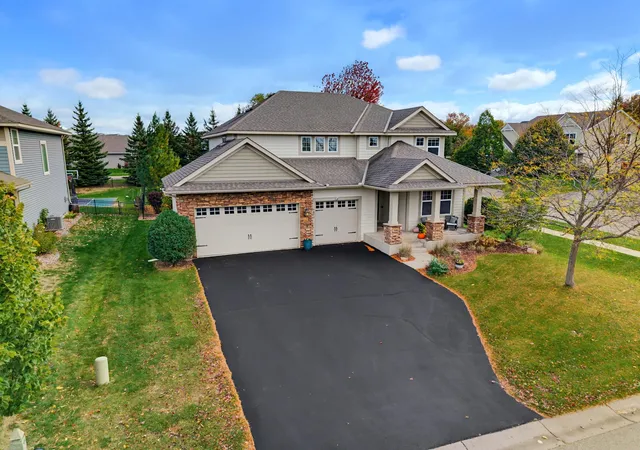 Photo 1 of Single family home for sale at 3471 Ridgestone Cir, Saint Paul, MN 55129 | MLS# 7156999 | Listing updated on 2026-10-22